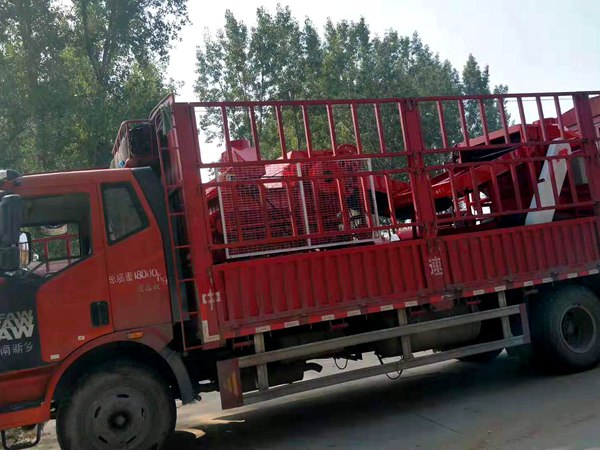 發(fā)貨現(xiàn)場(chǎng) 發(fā)貨現(xiàn)場(chǎng)