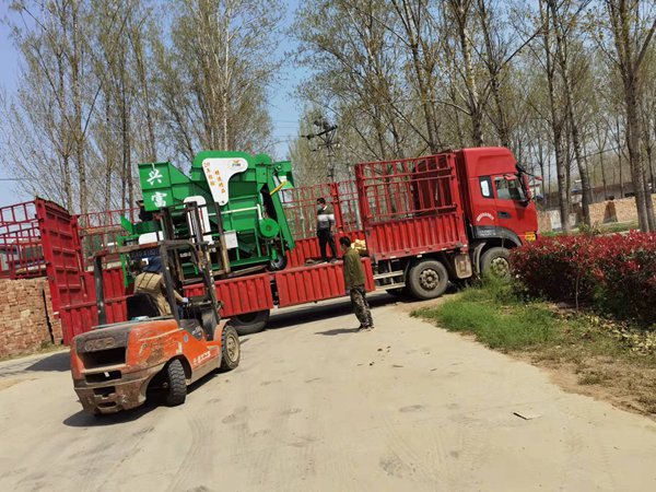 發(fā)貨現(xiàn)場(chǎng) 發(fā)貨現(xiàn)場(chǎng)