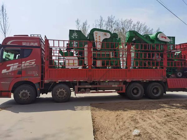 發(fā)貨現(xiàn)場(chǎng) 發(fā)貨現(xiàn)場(chǎng)